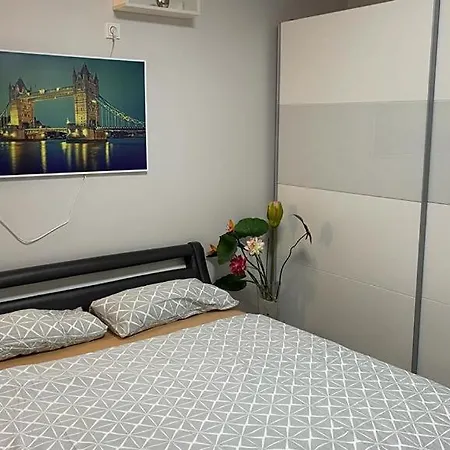 Ferienwohnung Bina In Mit Balkon Апартаменты Трир